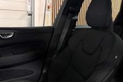 Volvo XC60 B5 AWD Plus Dark