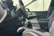 Volvo XC60 B5 B AWD Plus Dark