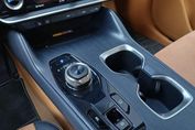 Lexus RZ 450e Omotenashi DIRECT4