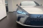 Lexus RX 450h+ Omotenashi 2.5 Hybrid Plug-in