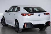 BMW iX2 xDrive30 M Sport
