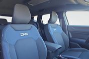 Dacia Duster 1.6 Full Hybrid Journey MMT
