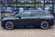 BMW iX xDrive60
