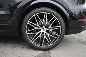 Porsche Cayenne Coupe Black Edition