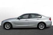 BMW Seria 3 330e iPerformance Advantage