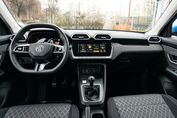 MG ZS 1.5  Standard MT