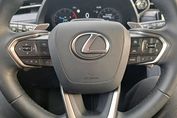 Lexus LBX Hybrid Cool