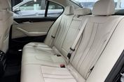 BMW Seria 5 520d xDrive Luxury Line aut
