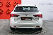 Toyota Avensis 2.0 D-4D Premium