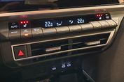 Toyota Camry Comfort 2.5 Hybrid Dynamic Force