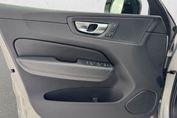 Volvo XC60 B5 B AWD Plus Dark aut