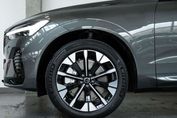 Volvo XC60 B5 AWD Ultra Dark