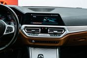 BMW Seria 3 330i M Sport sport-aut