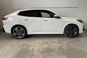 BMW iX2 eDrive20 M Sport