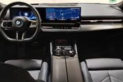 BMW Seria 5 Touring 520d xDrive M Sport