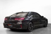 BMW Seria 7 740d xDrive mHEV M Sport