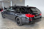 BMW Seria 5 518d Advantage aut