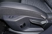 Peugeot 3008 Business e-DCS6 1.2 PureTech mHEV
