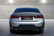 BMW Seria 3 330i xDrive M Sport aut