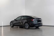 Tesla Model 3 RWD