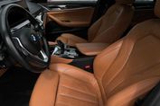 BMW Seria 5 530e Luxury Line