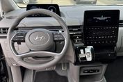 Hyundai Staria 1.6 T-GDI HEV Luxury aut