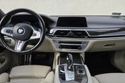 BMW Seria 7 750i xDrive