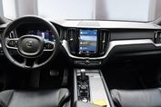 Volvo XC60 B4 B R-Design aut