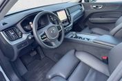 Volvo XC60 B5 B AWD Plus Dark