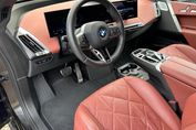 BMW iX xDrive60 111.5kWh
