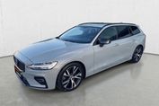 Volvo V60 B4 B Plus Dark