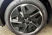 Peugeot 408 GT 1.2 PureTech mHEV  S&S e-DSC6