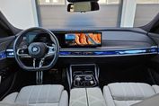 BMW Seria 7 740d xDrive M Sport