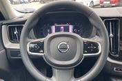 Volvo XC60 B4 B Plus Dark