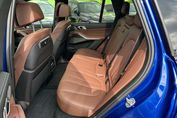 BMW X5 M60i