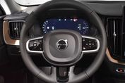 Volvo XC60 B5 B AWD Plus Dark aut