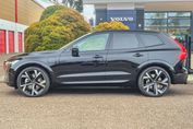 Volvo XC60 T6 Plug-In Hybrid AWD Ultra Dark