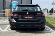BMW Seria 3 Touring 320d xDrive Sport Line