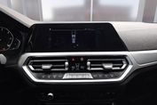 BMW Seria 3 Touring 318d Sport Line