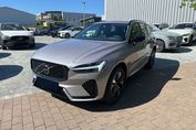 Volvo XC60 B5 AWD Plus Dark