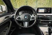 BMW Seria 5 520d xDrive M Sport sport-aut