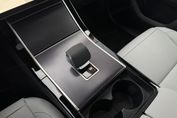 Land Rover Range Rover Velar Velar 3.0 D300 mHEV Dynamic SE