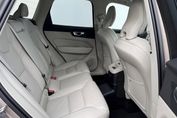 Volvo XC60 T8 Plug-In Hybrid AWD Ultra Dark