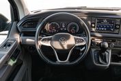 Volkswagen Caravelle T6.1 L2H1 AT