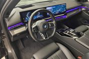 BMW Seria 5 520d xDrive mHEV M Sport aut