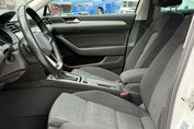 Volkswagen Passat TDI EVO Business DSG