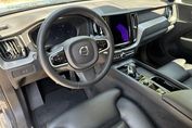 Volvo XC60 B4 B Plus Dark