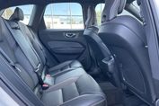 Volvo XC60 B5 B AWD R-Design