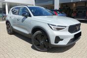 Volvo XC40 B4 Plus Black Edition