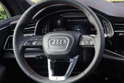 Audi Q7 SQ7 TFSI quattro